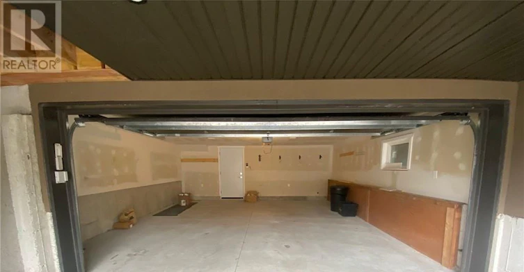 287 Kirchoffer Avenue, Ottawa, ON, K2A 1Y1 - 23