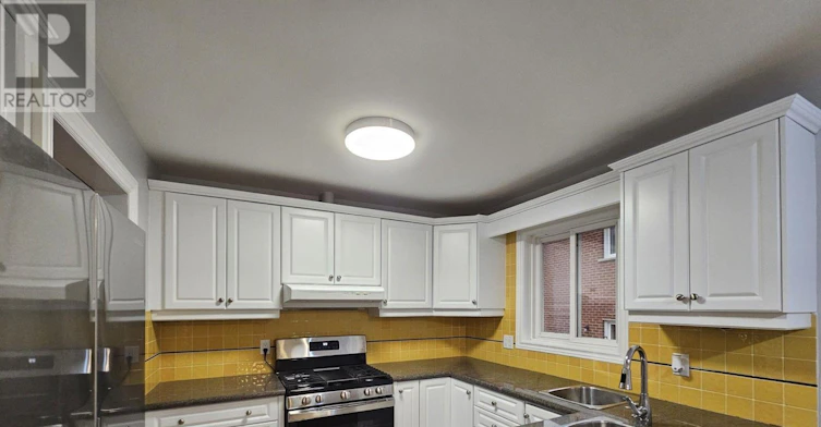 MAIN FLOOR-99 Albany Drive, Vaughan, ON, L4L 2X6 - 3