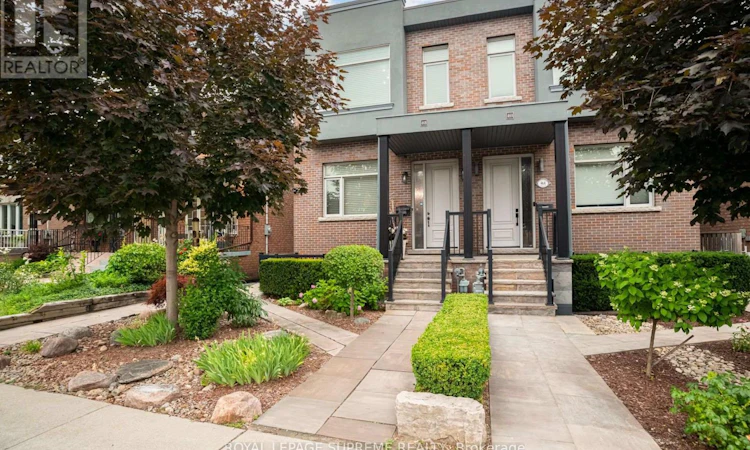 46B Strathnairn Avenue