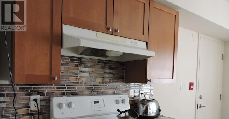 5-710 Neighbourhood Circle, Mississauga, ON, L5B 0B4 - 2