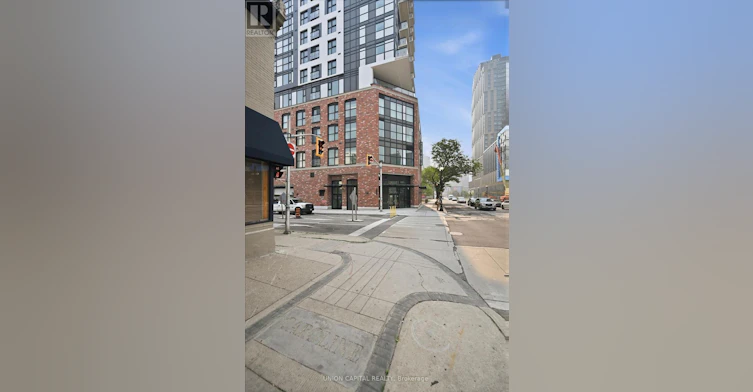 406-206 King Street W, Hamilton, ON, L8P 1A5 - 9