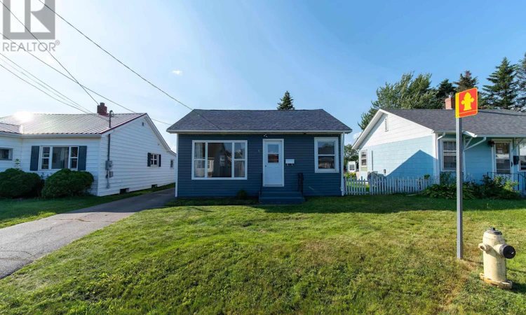 5 Edgewood Avenue