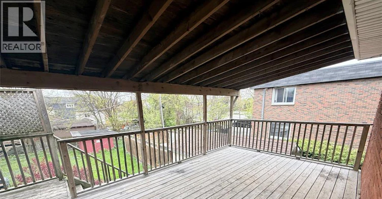 UPPER-837 Louis Avenue, Windsor, ON, N8A 1X4 - 15
