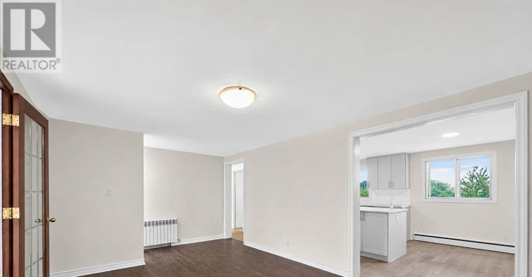 295 Amiens Street, Ottawa, ON, K1E 1N3 - 8
