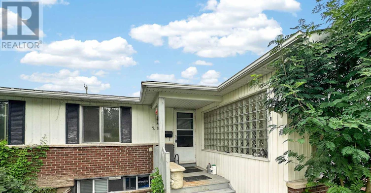 295 Amiens Street, Ottawa, ON, K1E 1N3 - 3