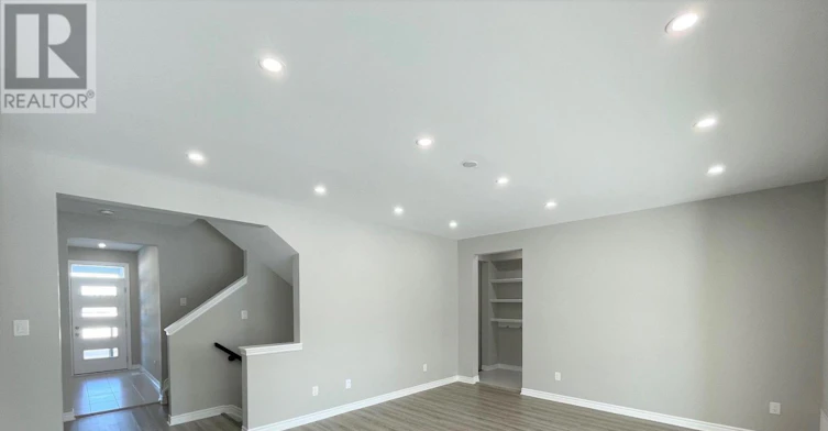 912 Rubicon Place, Ottawa, ON, K2V 0R1 - 14