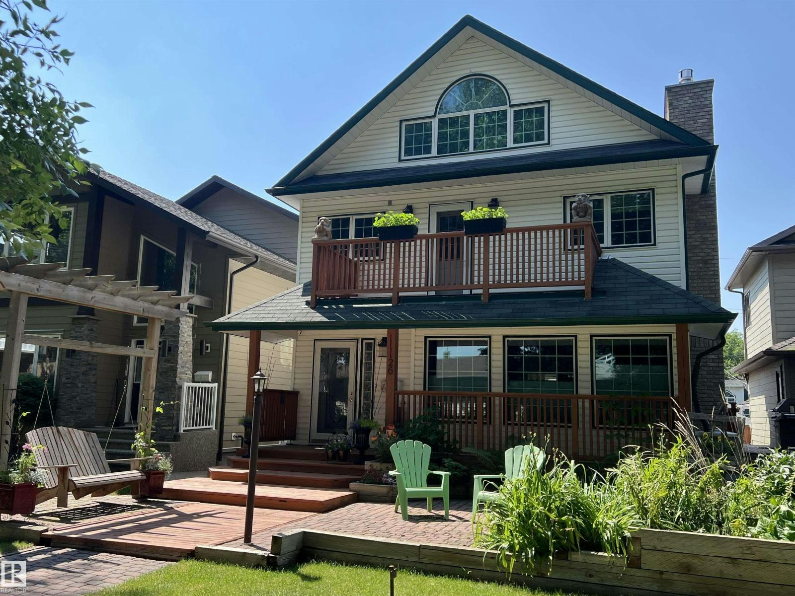 11126 52 Street NW, Edmonton, AB, T5W 3H7