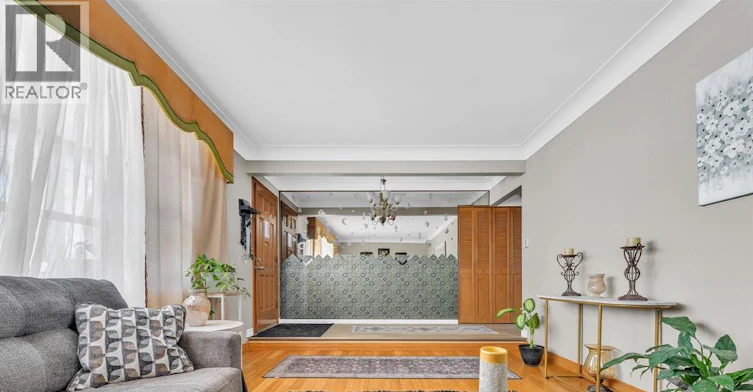 2450 Mckay Avenue, Windsor, ON, N9E 2P5 - 6