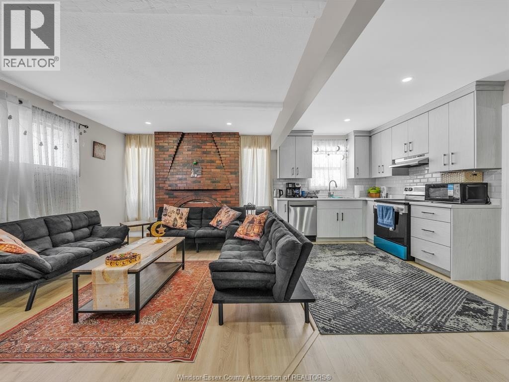 2450 Mckay Avenue, Windsor, ON, N9E 2P5 - 18