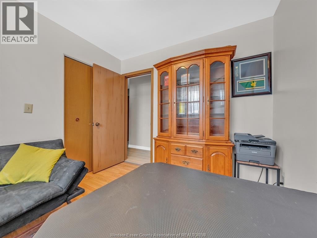 2450 Mckay Avenue, Windsor, ON, N9E 2P5 - 10