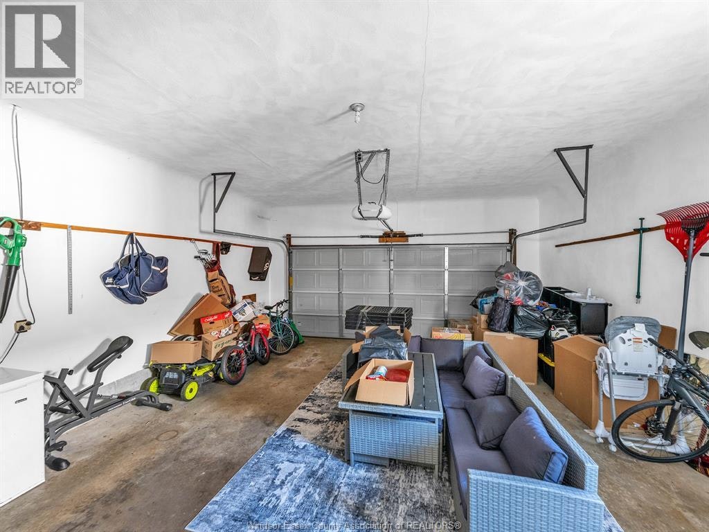 2450 Mckay Avenue, Windsor, ON, N9E 2P5 - 31