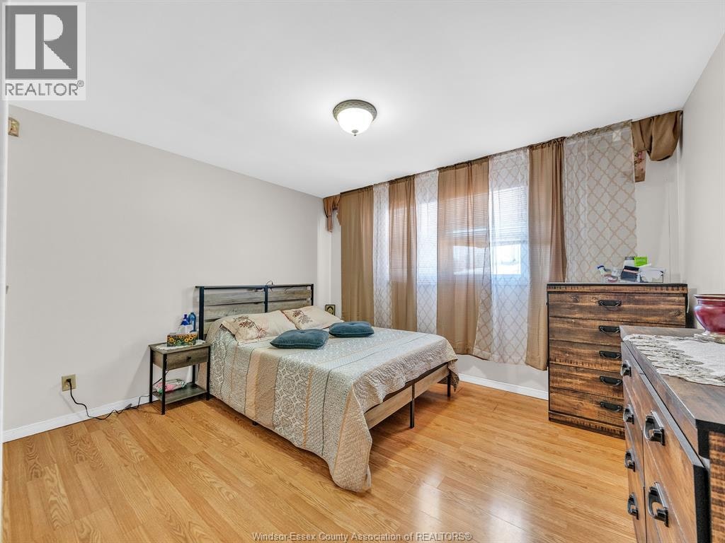 2450 Mckay Avenue, Windsor, ON, N9E 2P5 - 13
