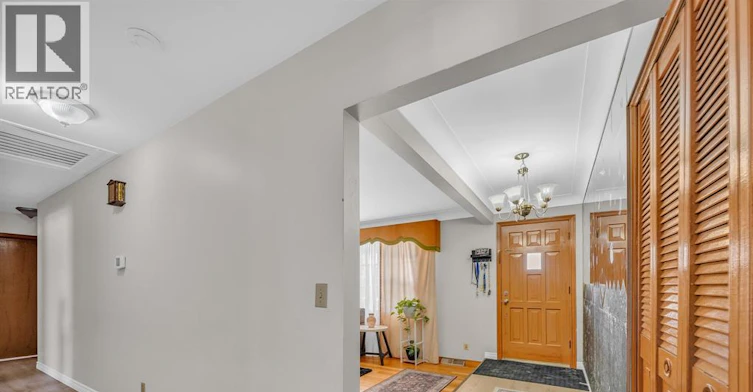 2450 Mckay Avenue, Windsor, ON, N9E 2P5 - 7