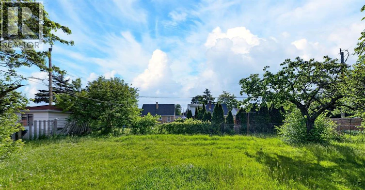 2450 Mckay Avenue, Windsor, ON, N9E 2P5 - 33