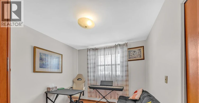 2450 Mckay Avenue, Windsor, ON, N9E 2P5 - 9
