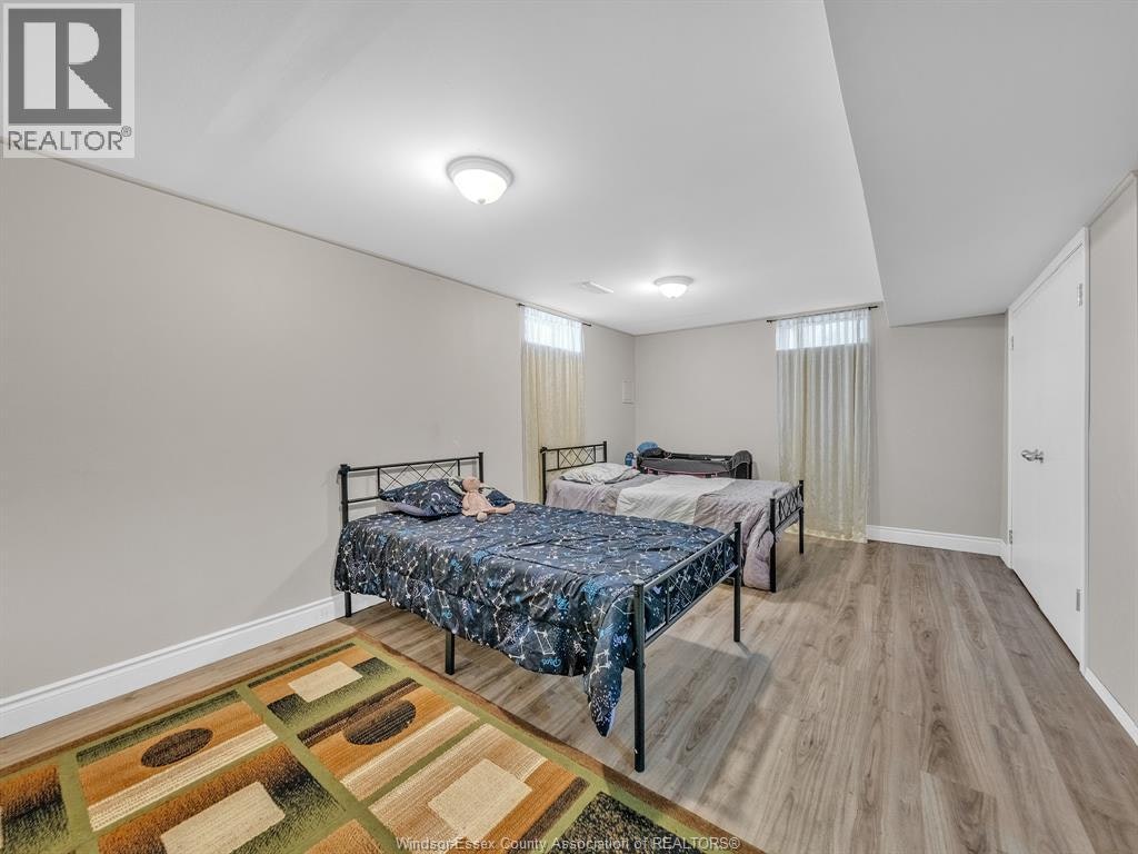 2450 Mckay Avenue, Windsor, ON, N9E 2P5 - 26