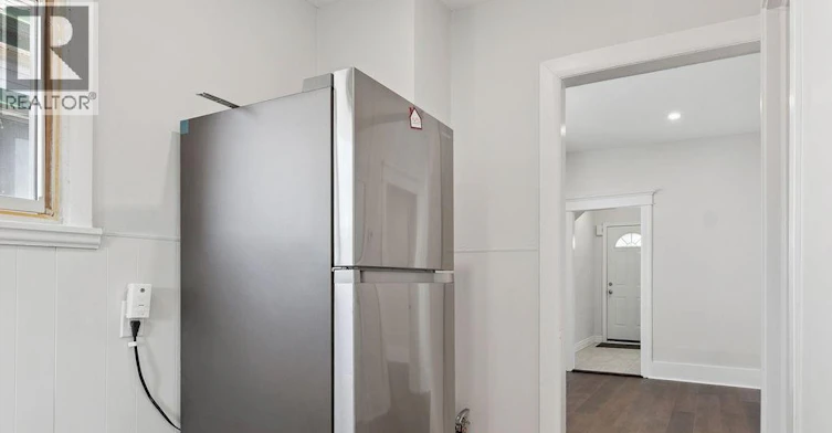 MAIN FLOOR-855 Lincoln, Windsor, ON, N8Y 2G9 - 13