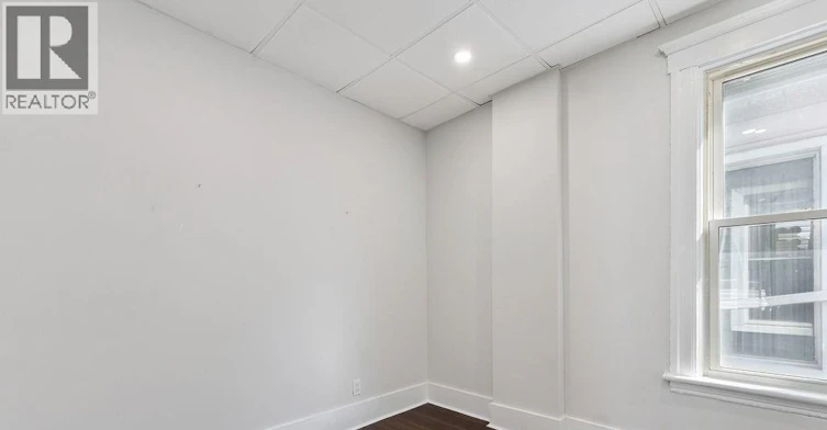 MAIN FLOOR-855 Lincoln, Windsor, ON, N8Y 2G9 - 8