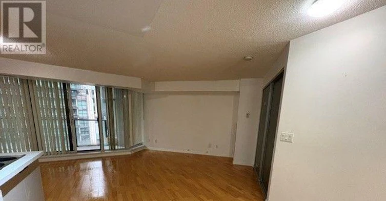 953-111 Elizabeth Street, Toronto, ON, M5G 1P7 - 3