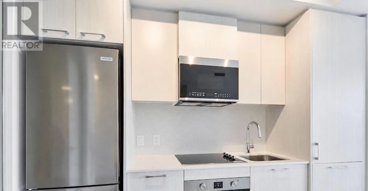 1107-10 Oak Street, Toronto, ON, M5A 0Z1 - 5