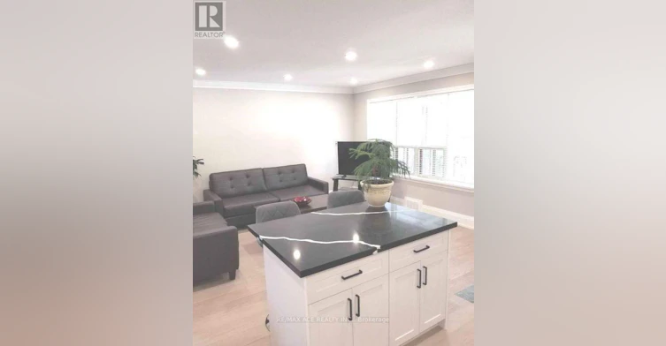 MAIN-16 Compton Drive, Toronto, ON, M1R 4A6 - 4