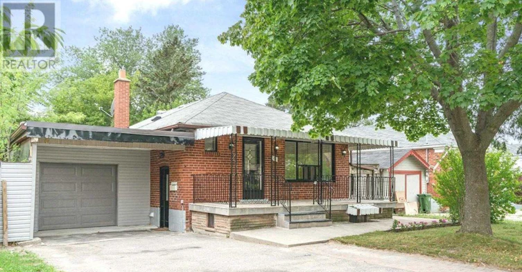 MAIN-16 Compton Drive, Toronto, ON, M1R 4A6