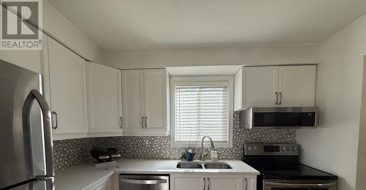 24 Frost Trail, Barrie, ON, L4N 4X1 - 6