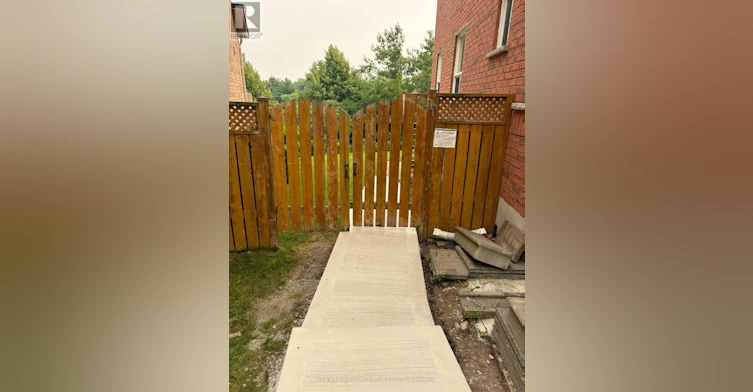 BASEMENT-38 Dells Crescent, Brampton, ON, L7A 2K4 - 2