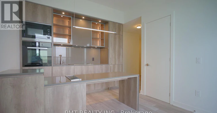 4210-11 Yorkville Avenue, Toronto, ON, M4W 0B7 - 5