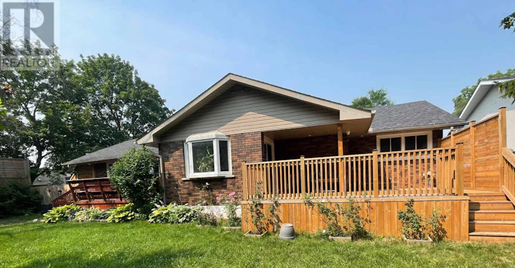 251 Scott Avenue, Newmarket, ON, L3Y 4R4 - 25