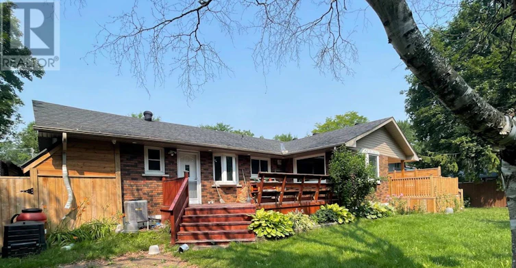 251 Scott Avenue, Newmarket, ON, L3Y 4R4 - 24