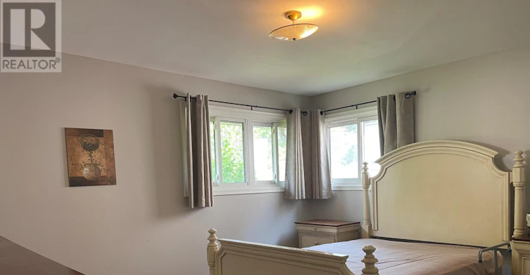 251 Scott Avenue, Newmarket, ON, L3Y 4R4 - 10