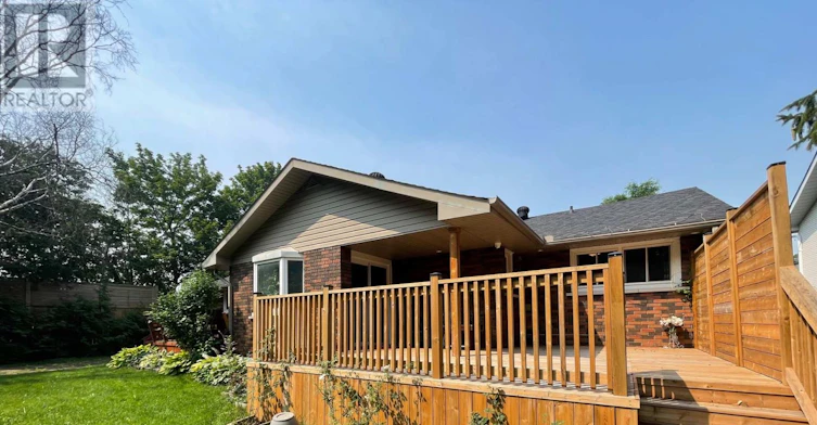 251 Scott Avenue, Newmarket, ON, L3Y 4R4 - 26