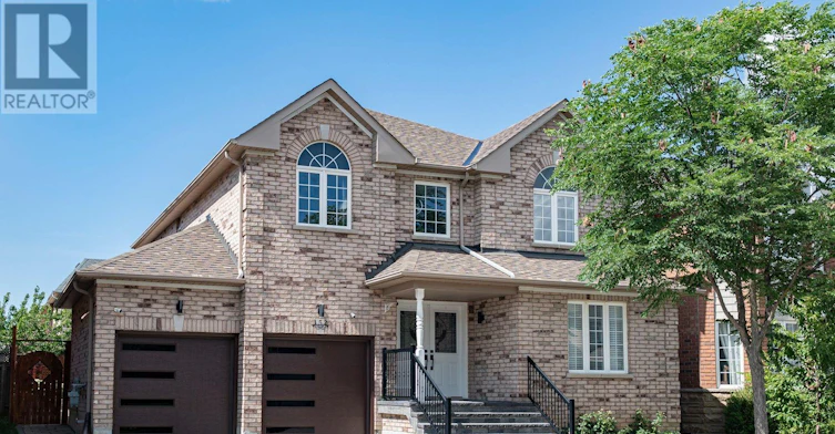152 Flagstone Way, Newmarket, ON, L3X 2Z7