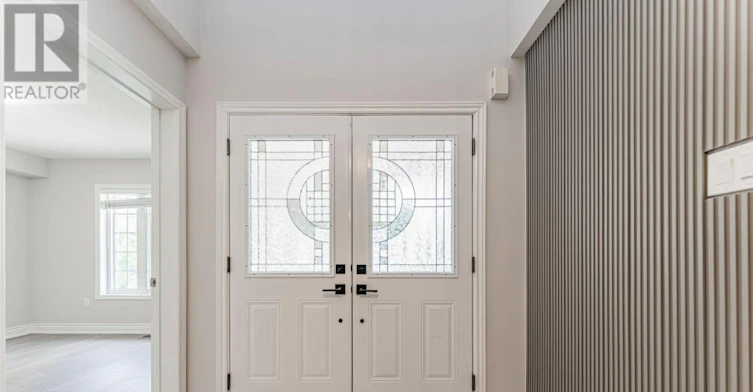 152 Flagstone Way, Newmarket, ON, L3X 2Z7 - 3