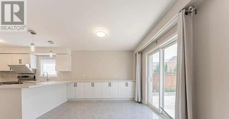 152 Flagstone Way, Newmarket, ON, L3X 2Z7 - 14