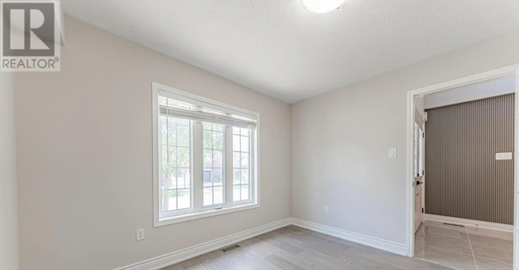 152 Flagstone Way, Newmarket, ON, L3X 2Z7 - 5