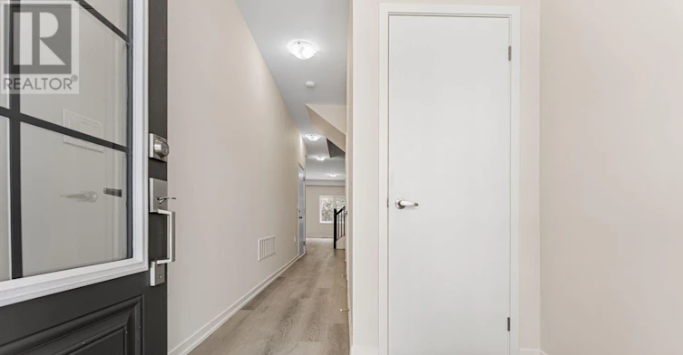 11 Radium Common, Cambridge, ON, N1T 0H4 - 4