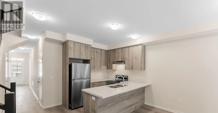 11 Radium Common, Cambridge, ON, N1T 0H4 - 9