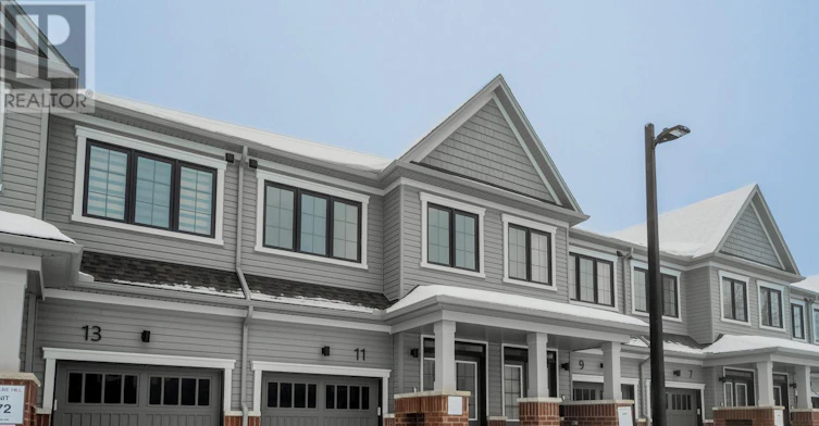 11 Radium Common, Cambridge, ON, N1T 0H4 - 2