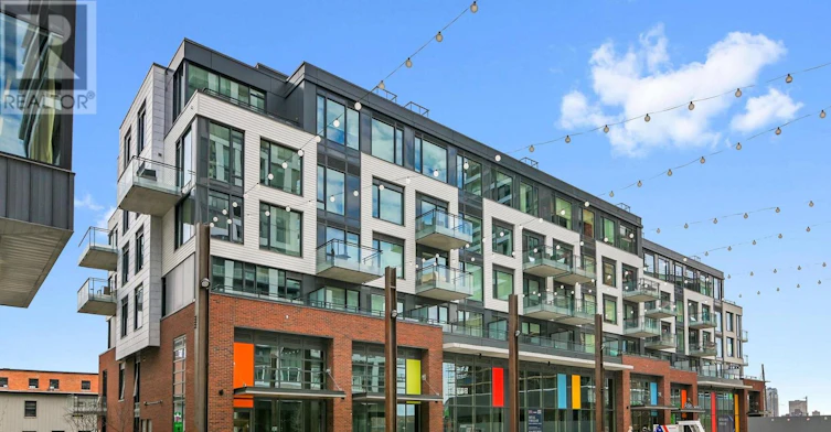 317-320 Miwate Private, Ottawa, ON, K1R 0E1