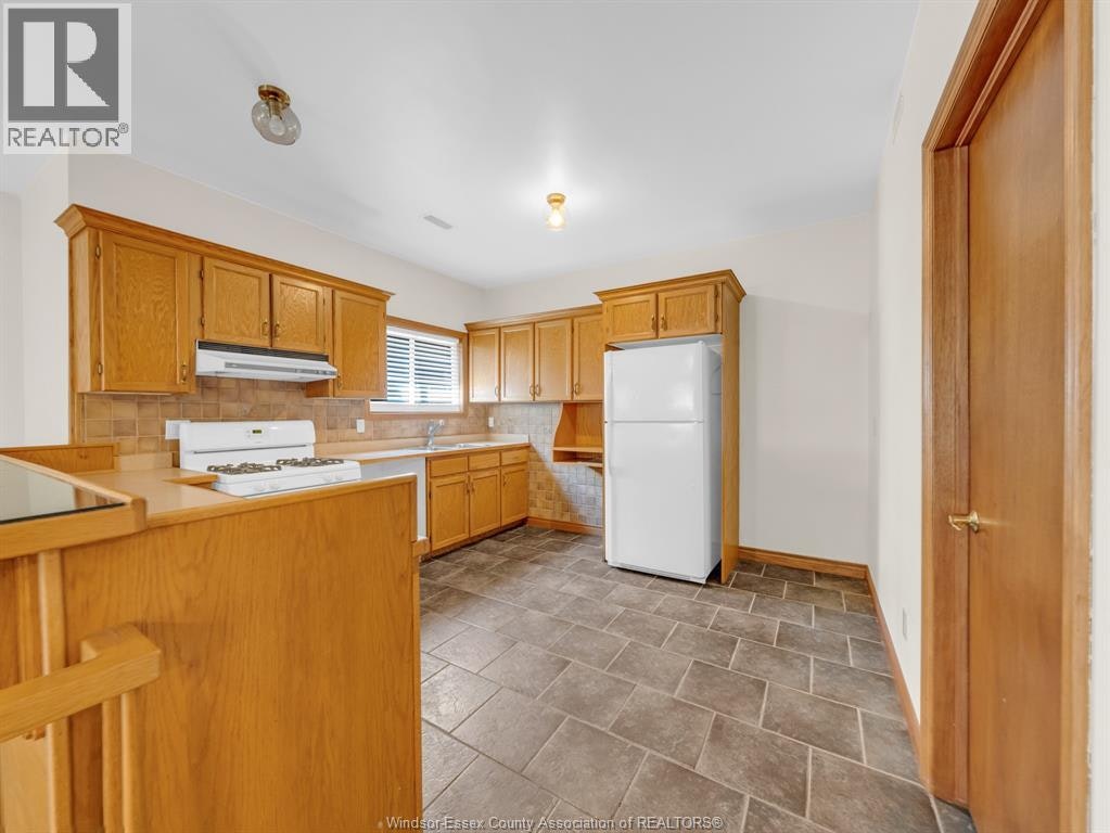 LOWER-5945 Lasalle Street, Lasalle, ON, N9J 3L7 - 21