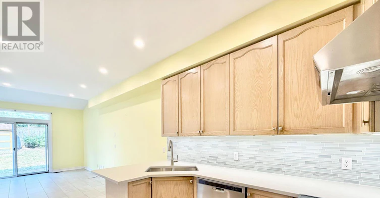 1171 Springbank Drive, Oshawa, ON, L1K 2M9 - 11