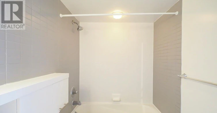 1409-21 Carlton Street, Toronto, ON, M5B 1L3 - 12