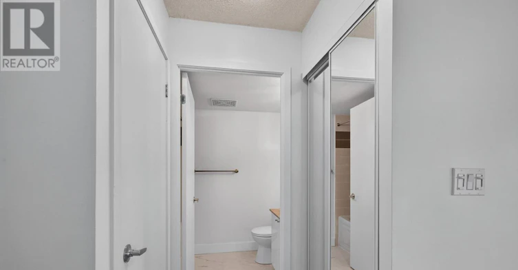 1204-18 Harbour Street, Toronto, ON, M5J 2Z6 - 23