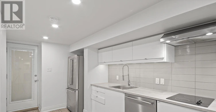 1 (BASEMENT-35 Humberside Avenue, Toronto, ON, M6P 1J6 - 13