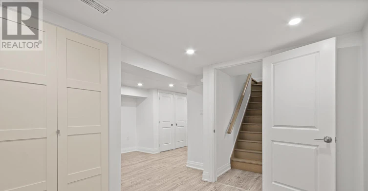 1 (BASEMENT-35 Humberside Avenue, Toronto, ON, M6P 1J6 - 7