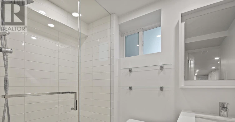 1 (BASEMENT-35 Humberside Avenue, Toronto, ON, M6P 1J6 - 2