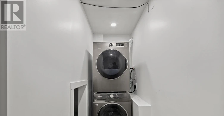 1 (BASEMENT-35 Humberside Avenue, Toronto, ON, M6P 1J6 - 4