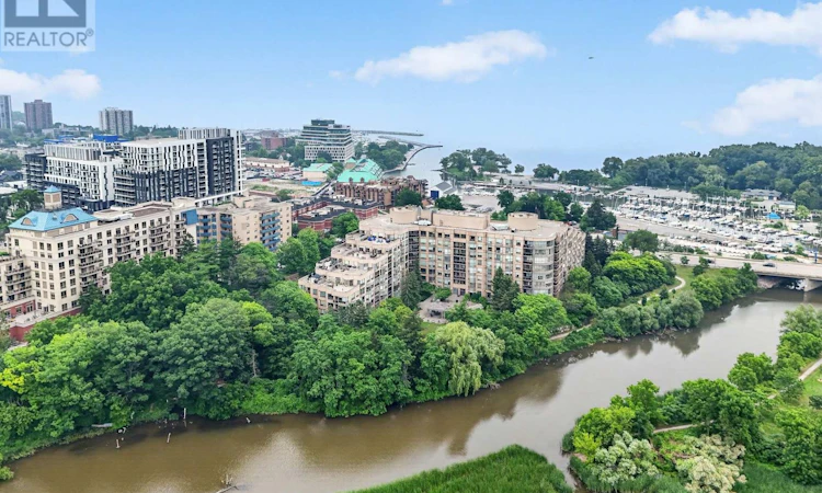 407-2511 Lakeshore Road W